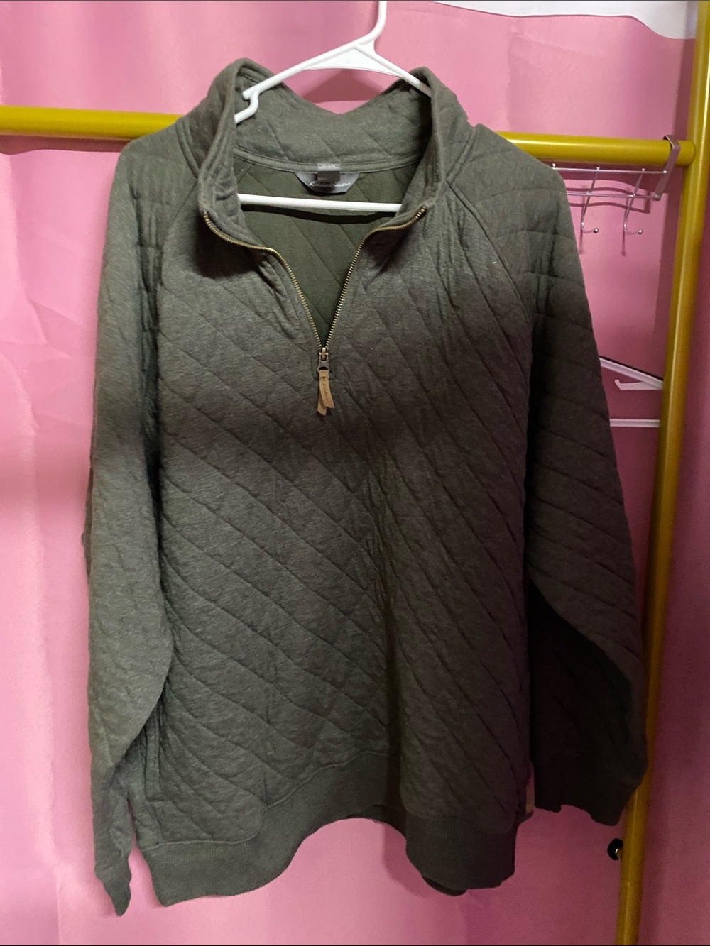 Eddie Bauer Quilted Half-Zip Pullover in Olive Green